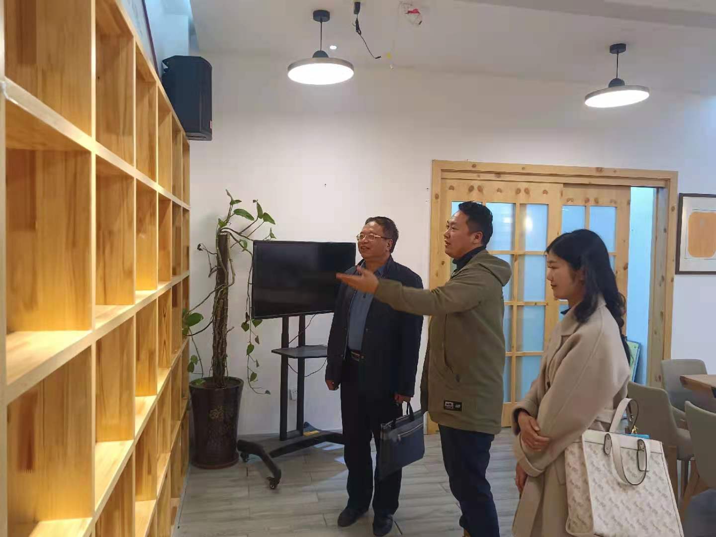 王刚华老师日